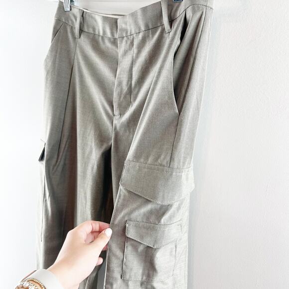 Madewell The Petite Turner Tapered Cargo Pants in Yarn Dye Gray 4 Petite - Picture 5 of 10